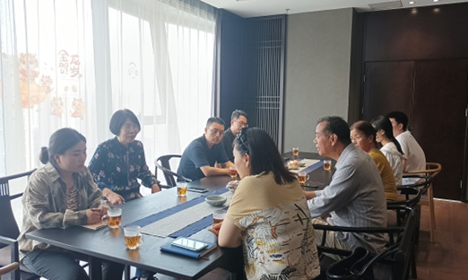 ΰ��BETVLCTOR��ҳ�漯��Я�ֺ��ϴ�ѧ����ר��������ֲ���ϸ������ˢ��